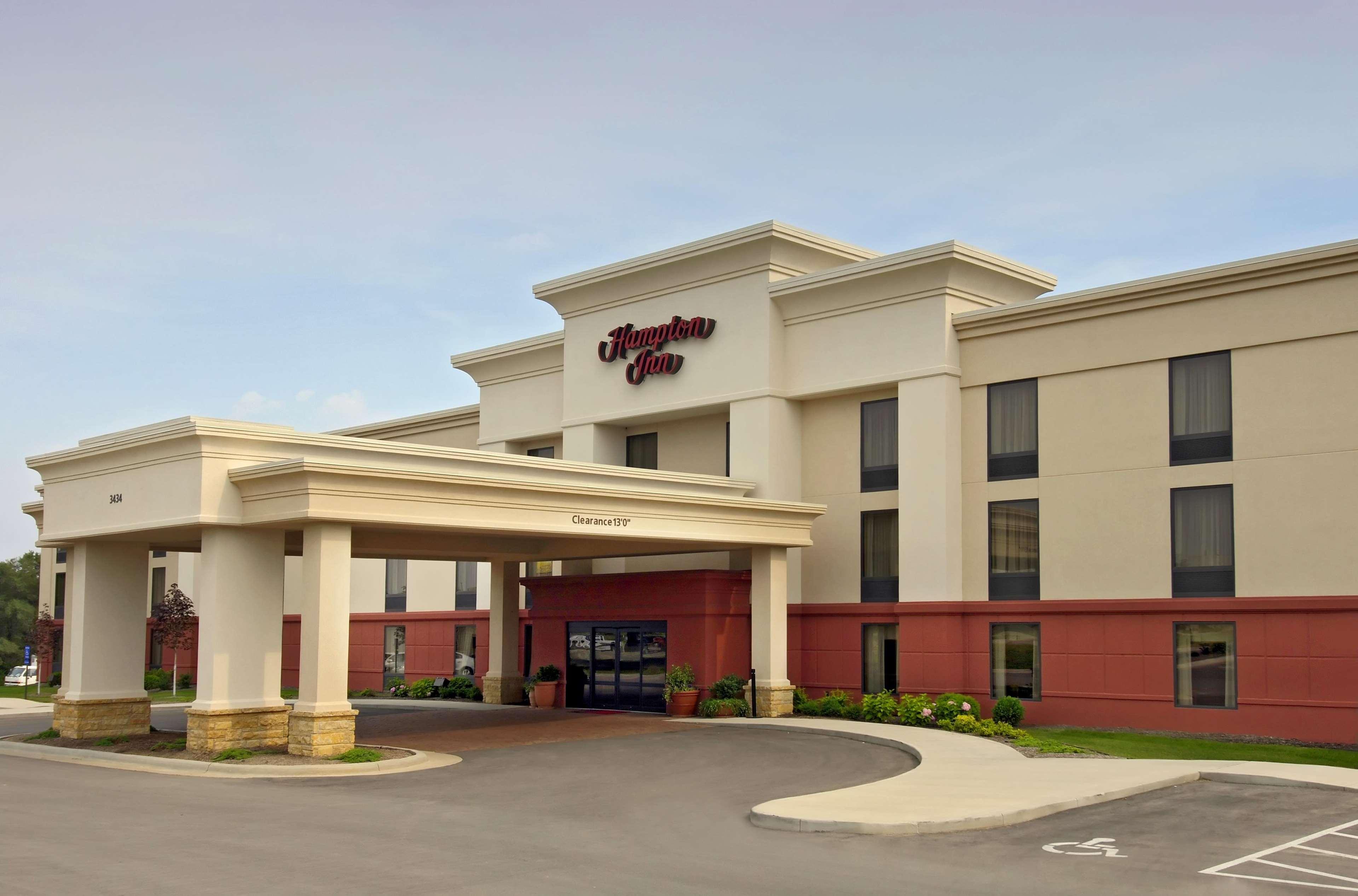 Hampton Inn Dubuque Ngoại thất bức ảnh