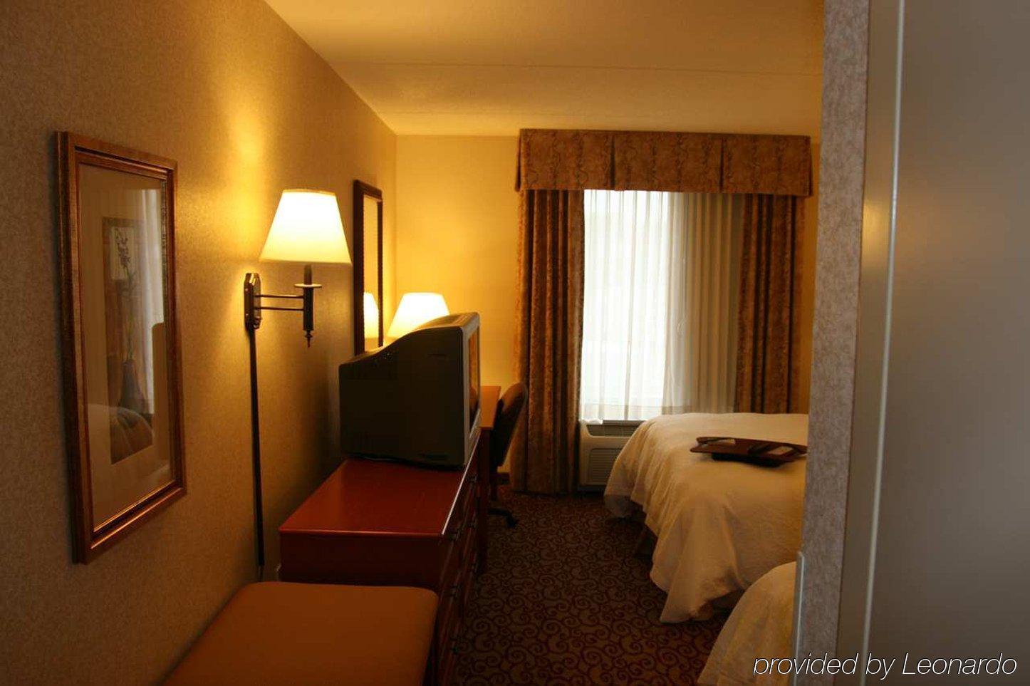 Hampton Inn Dubuque Phòng bức ảnh