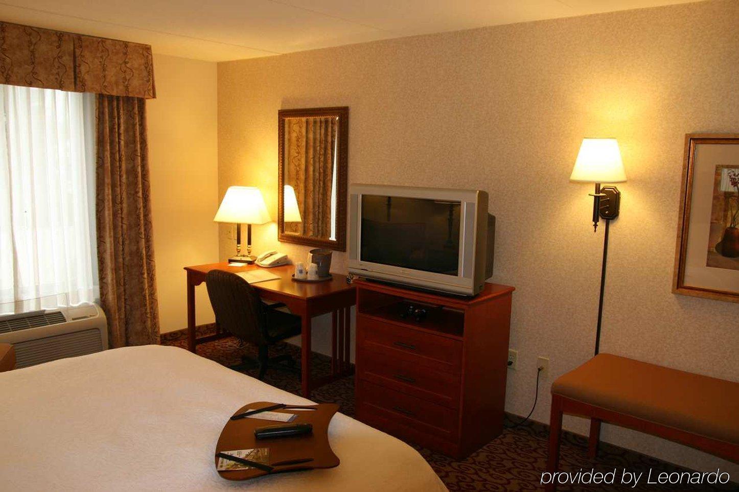 Hampton Inn Dubuque Phòng bức ảnh