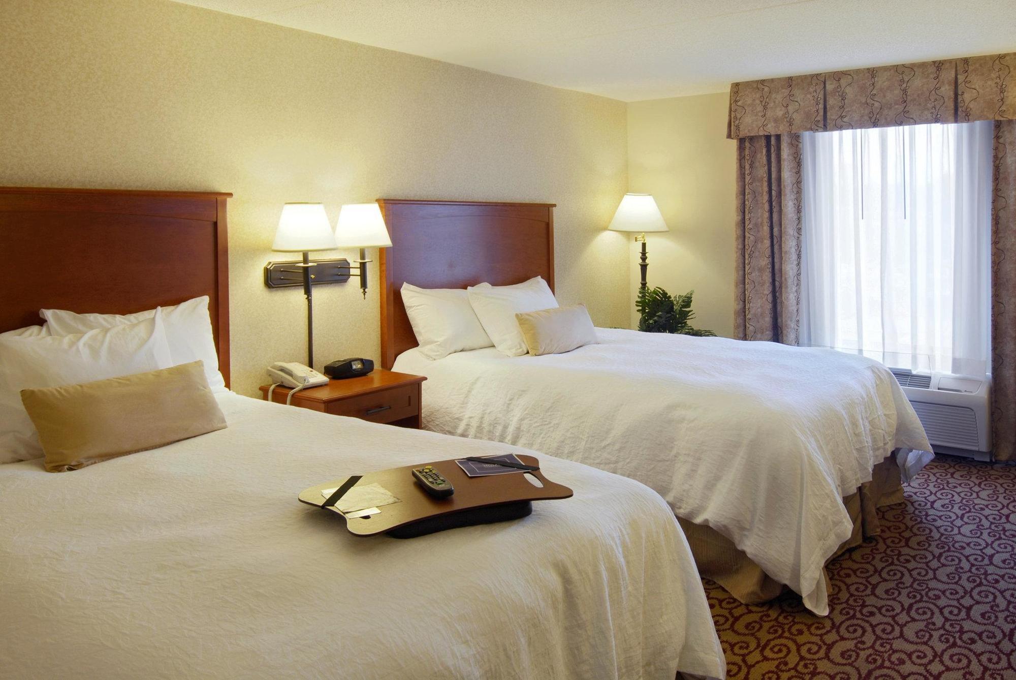 Hampton Inn Dubuque Ngoại thất bức ảnh
